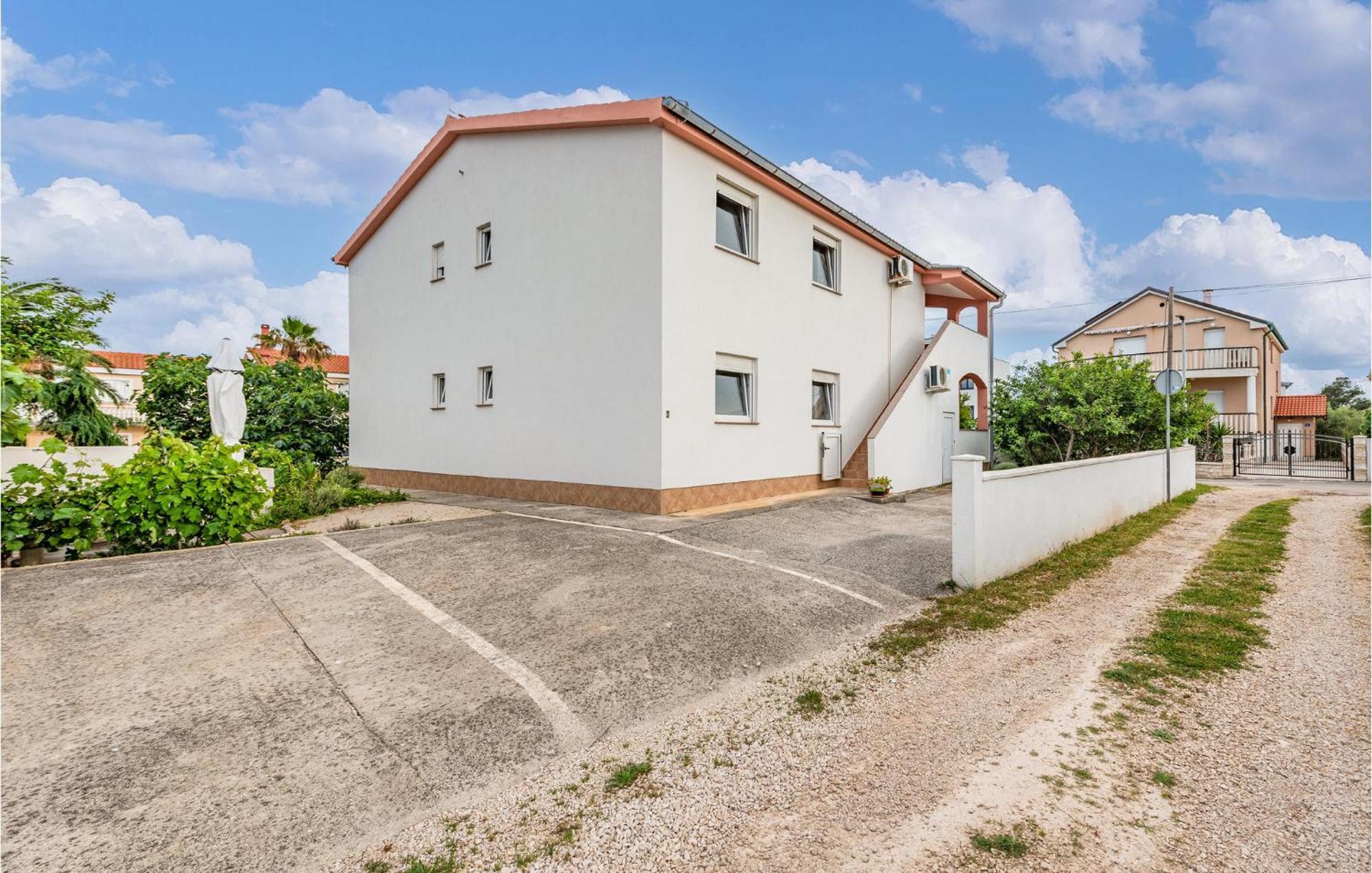 Beautiful Apartment In Vir With Wifi エクステリア 写真